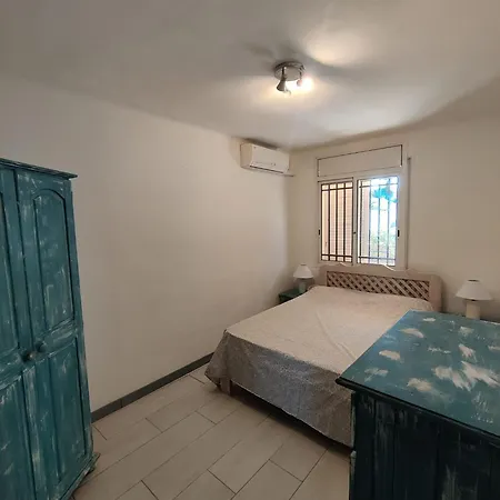 Gorgeous 4 Bed With Great Location * Salou