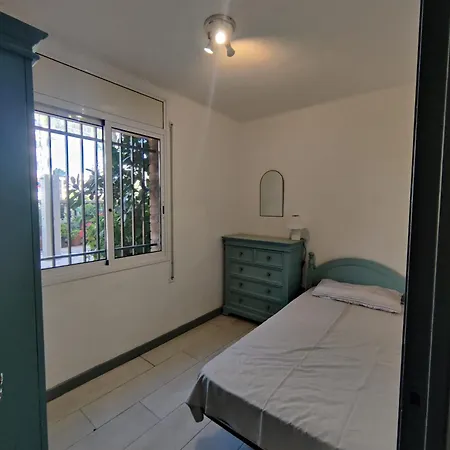 Apartment Gorgeous 4 Bed With Great Location Salou