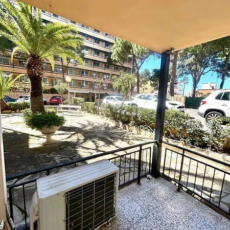Gorgeous 4 Bed With Great Location Salou
